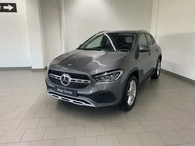 Mercedes-Benz GLA 250