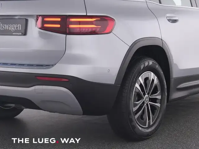 Mercedes-Benz GLB 180