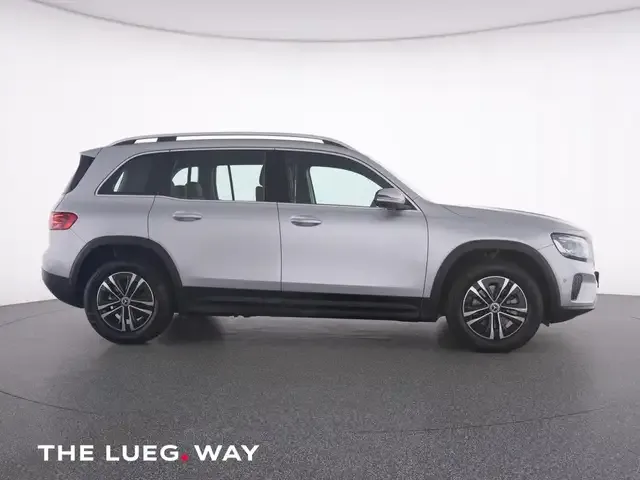 Mercedes-Benz GLB 180