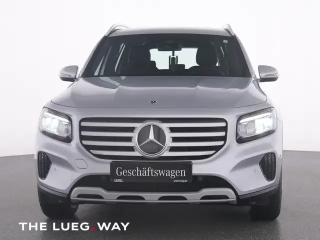 Mercedes-Benz GLB 180
