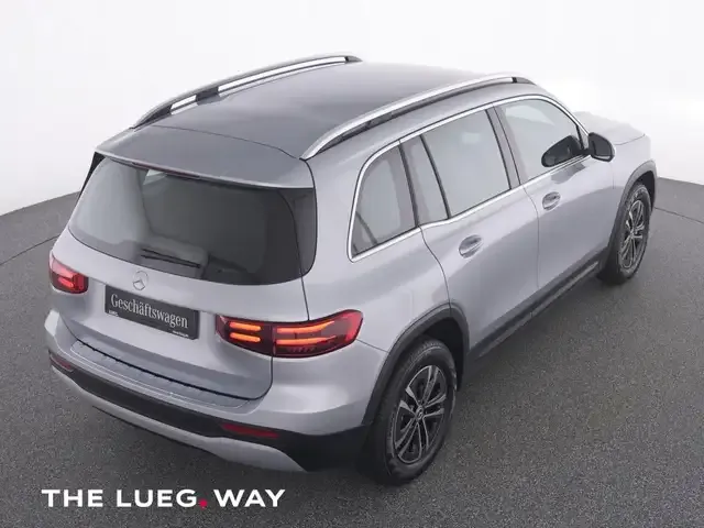 Mercedes-Benz GLB 180