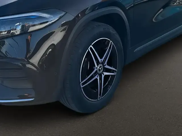 Mercedes-Benz EQA 300
