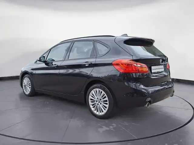 BMW 220
