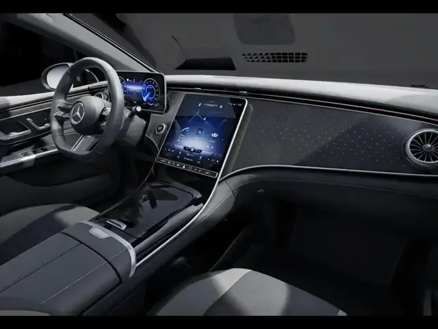 Mercedes-Benz EQE 300