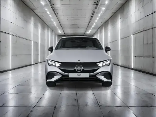 Mercedes-Benz EQE 300