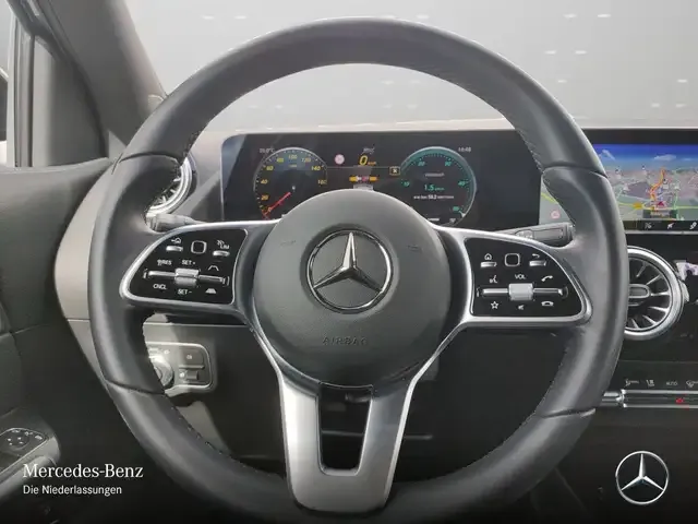 Mercedes-Benz EQA 250