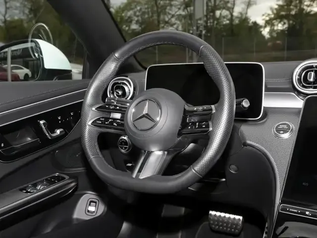 Mercedes-Benz CLE 200