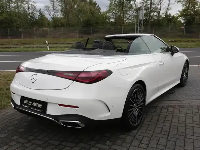 Mercedes-Benz CLE 200