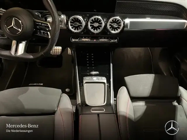 Mercedes-Benz EQB 250