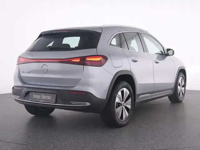 Mercedes-Benz EQA 250