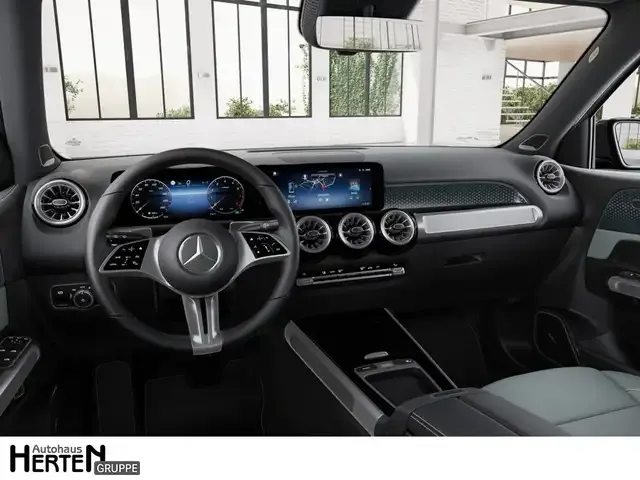 Mercedes-Benz GLB 200