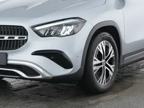 Mercedes-Benz GLA 180