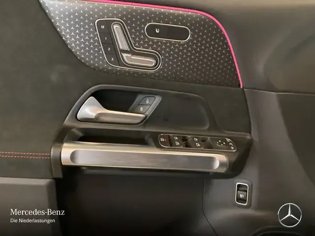 Mercedes-Benz EQB 350