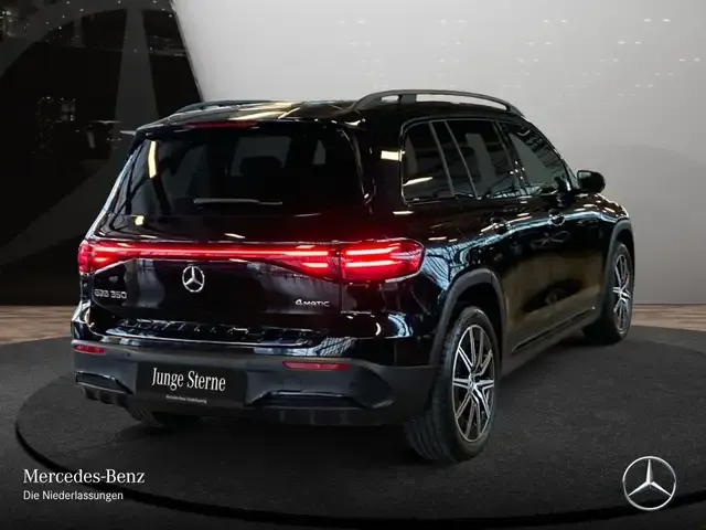 Mercedes-Benz EQB 350
