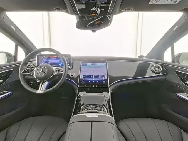 Mercedes-Benz EQE 300