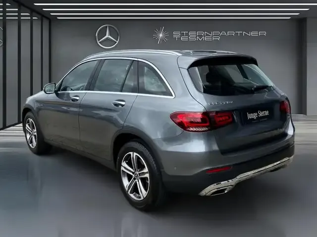 Mercedes-Benz GLC 220