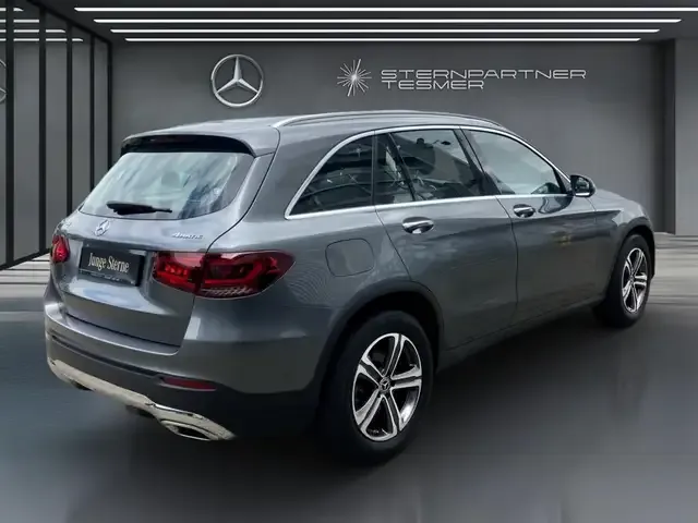 Mercedes-Benz GLC 220