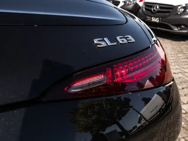 Mercedes-Benz SL 63 AMG