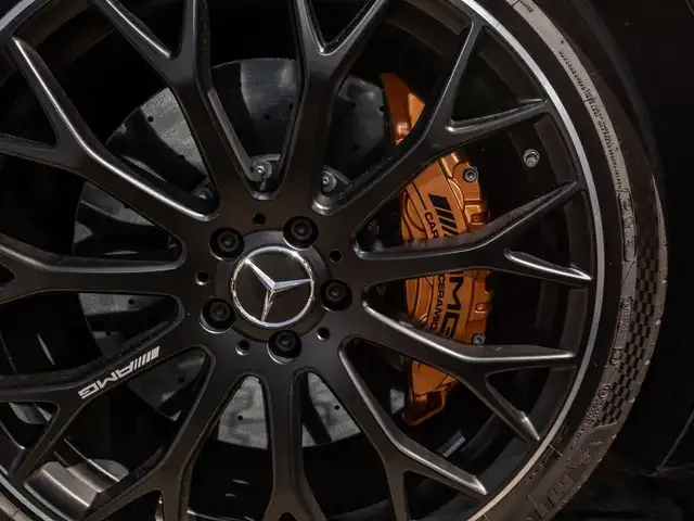 Mercedes-Benz SL 63 AMG