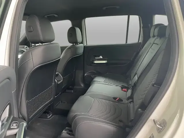 Mercedes-Benz EQB 300