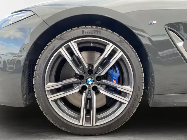 BMW M850