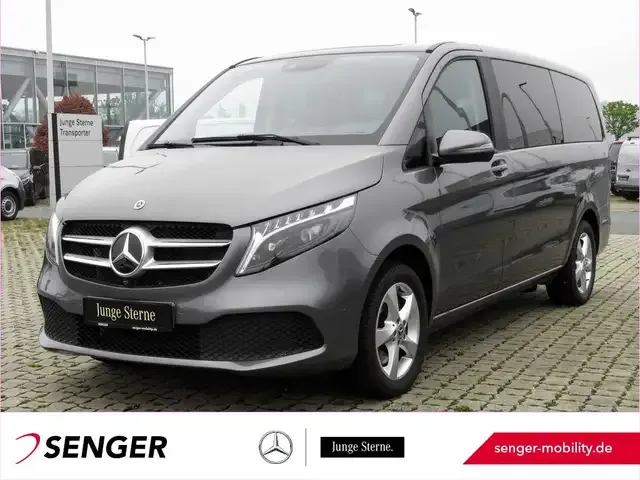 Mercedes-Benz V 250