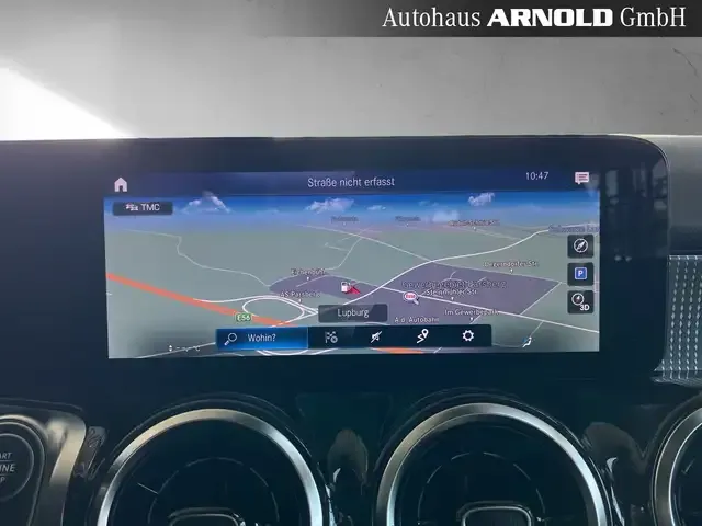 Mercedes-Benz GLB 220