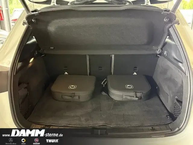 Mercedes-Benz EQA 300