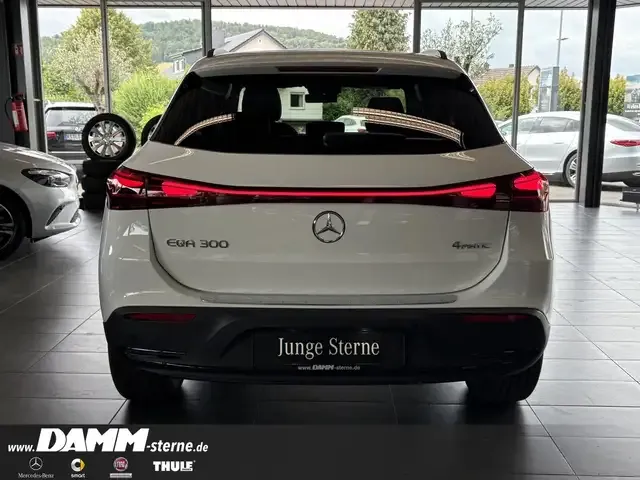 Mercedes-Benz EQA 300