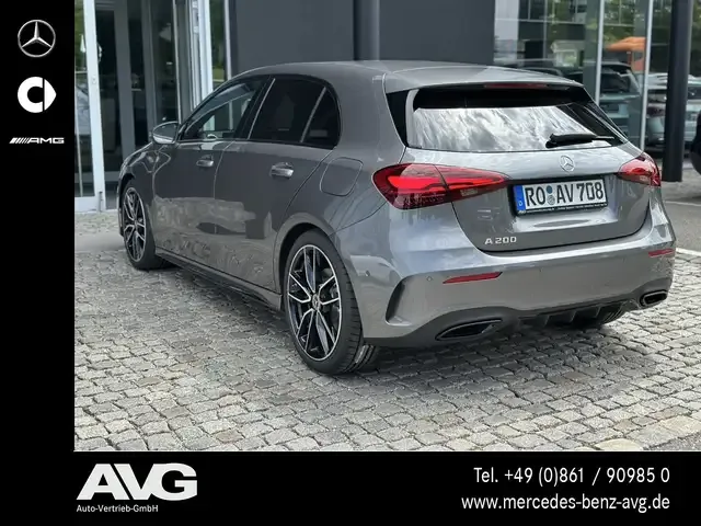 Mercedes-Benz A 200