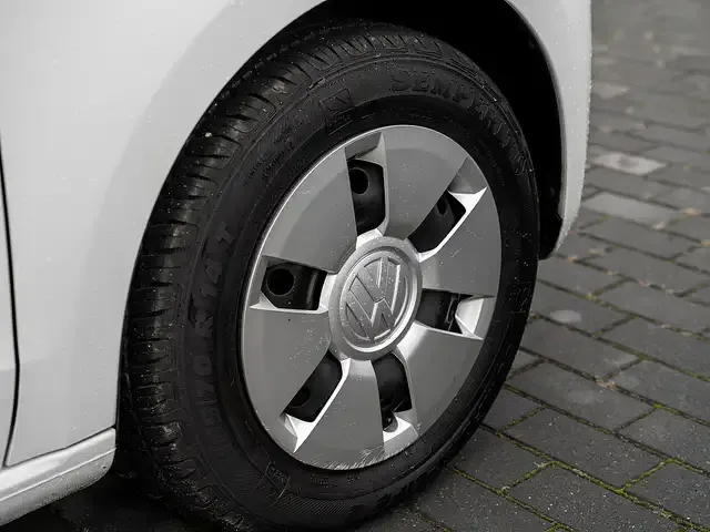 Volkswagen e-up!