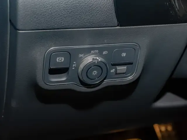 Mercedes-Benz EQA 300