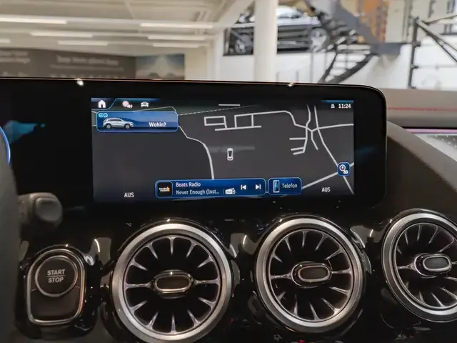 Mercedes-Benz EQA 300