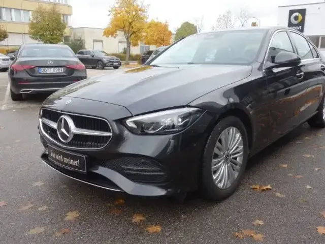 Mercedes-Benz C 180