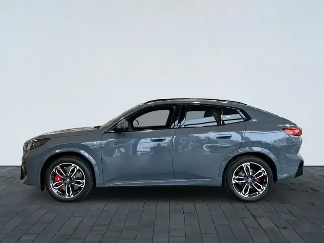 BMW iX2