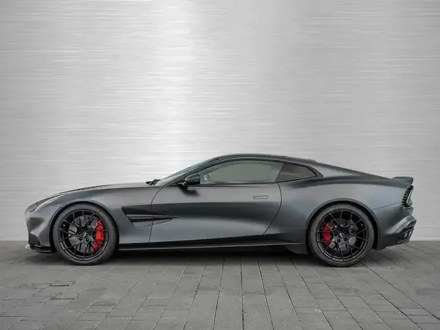 Aston Martin Vanquish