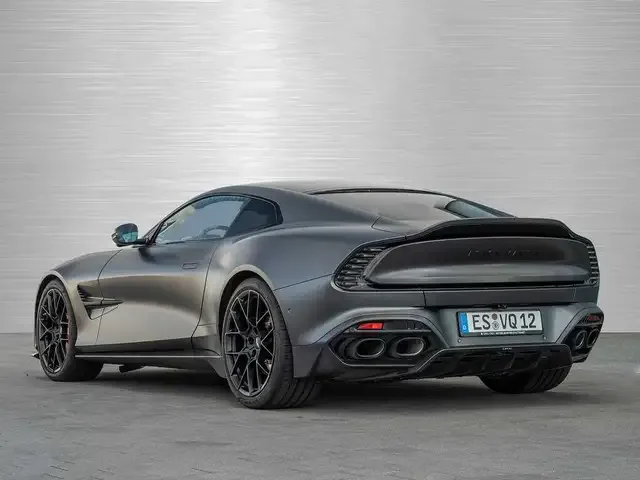 Aston Martin Vanquish