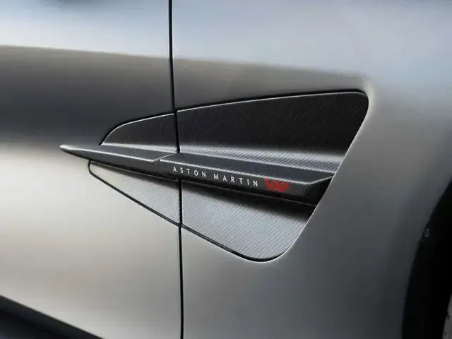 Aston Martin Vanquish
