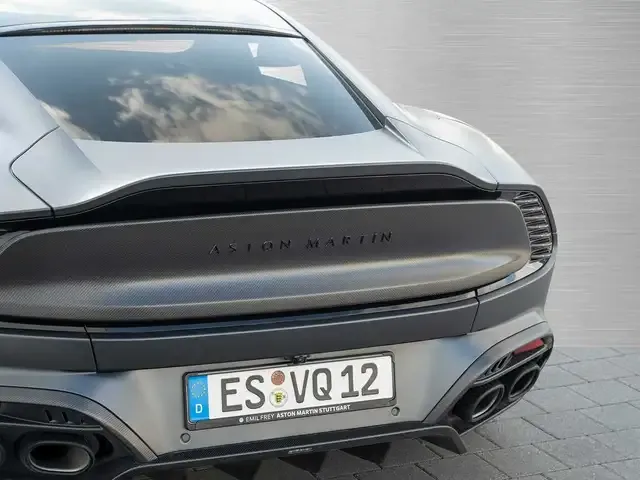Aston Martin Vanquish