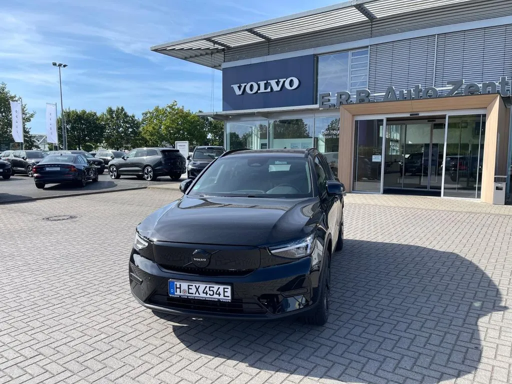 Volvo EX40