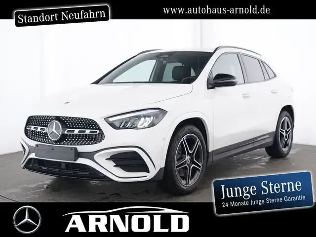 Mercedes-Benz GLA 200