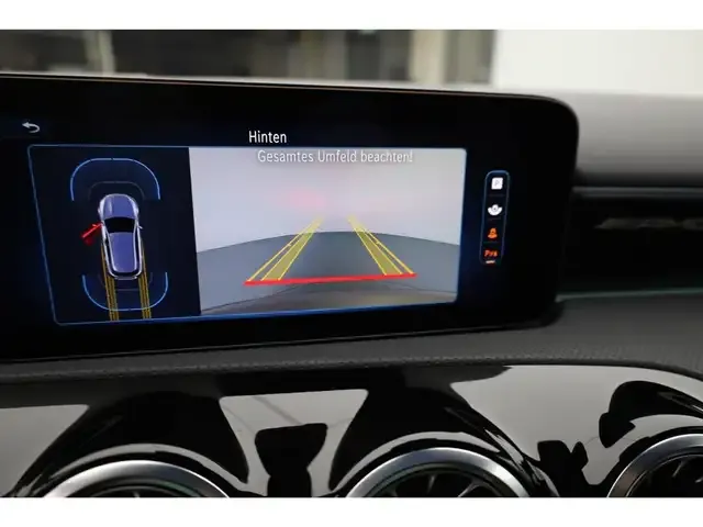 Mercedes-Benz A 35 AMG