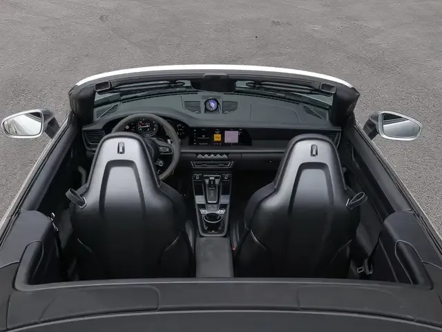 Porsche 992