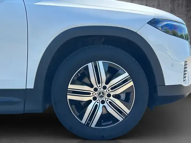 Mercedes-Benz EQB 350