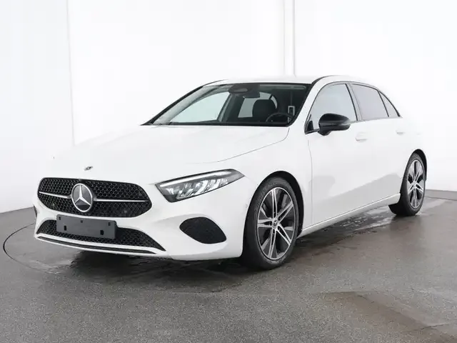 Mercedes-Benz A 220