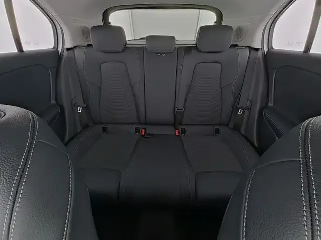 Mercedes-Benz A 220