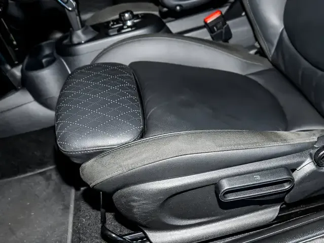 MINI John Cooper Works Cabrio