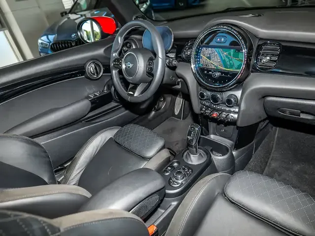 MINI John Cooper Works Cabrio