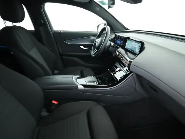 Mercedes-Benz EQC 400