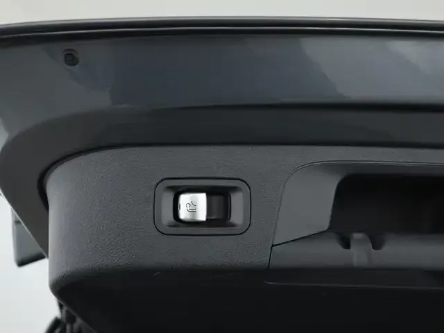 Mercedes-Benz EQC 400